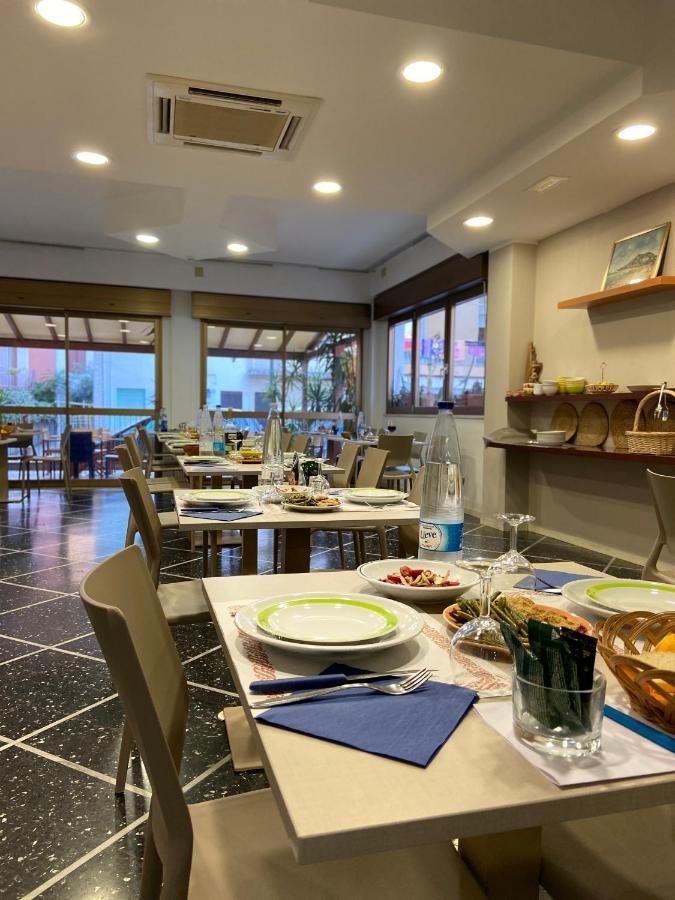 Hotel Domus Mea Cattolica Eksteriør billede